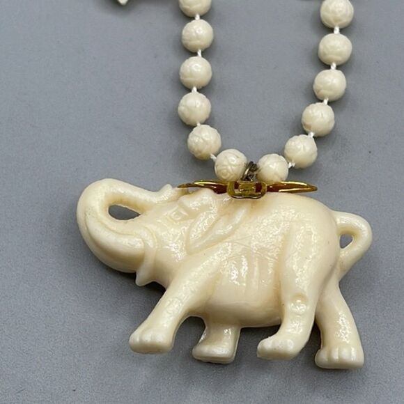 Vintage Celluloid large lucky Elephant statement necklace . - Picture 4 of 11